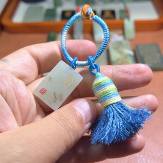 和田玉（糖玉）未镶嵌颈饰