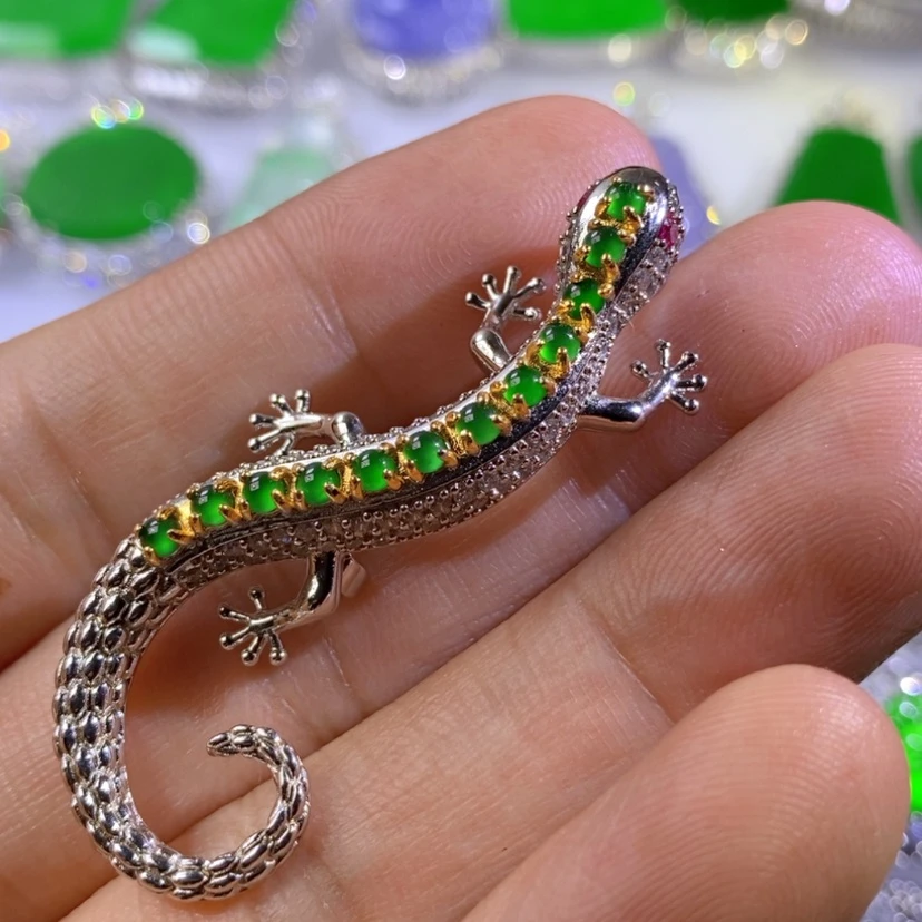 【闪购商品】翡翠挂件银S925镶嵌天然翡翠