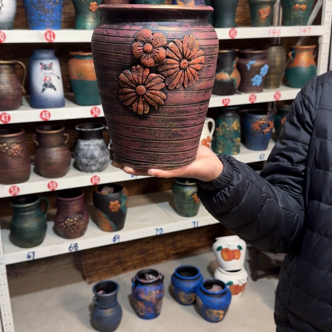 红陶红陶浮雕花盆炸炸炸了