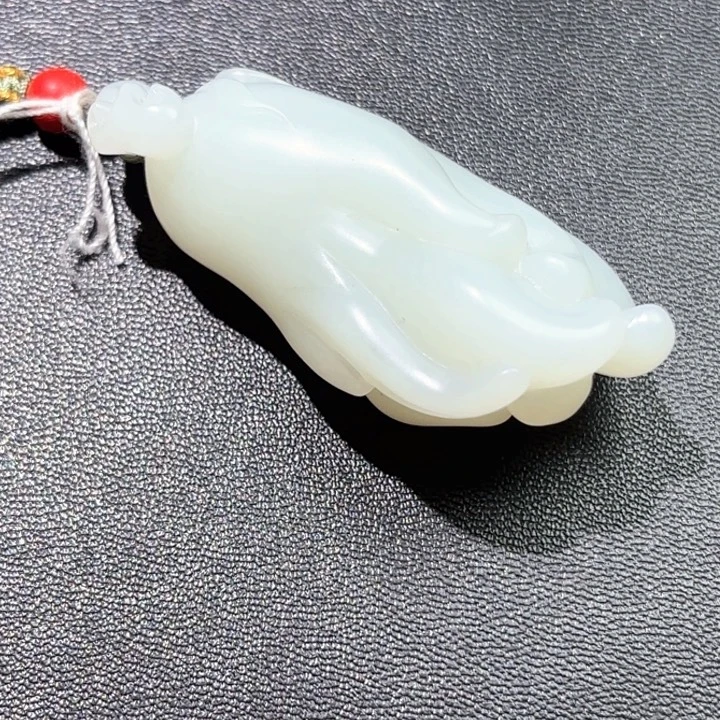 悠***鸣和田玉未镶嵌挂件