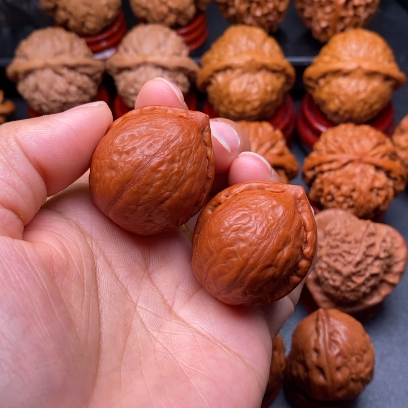 【闪购商品】文玩核桃把件貔貅
