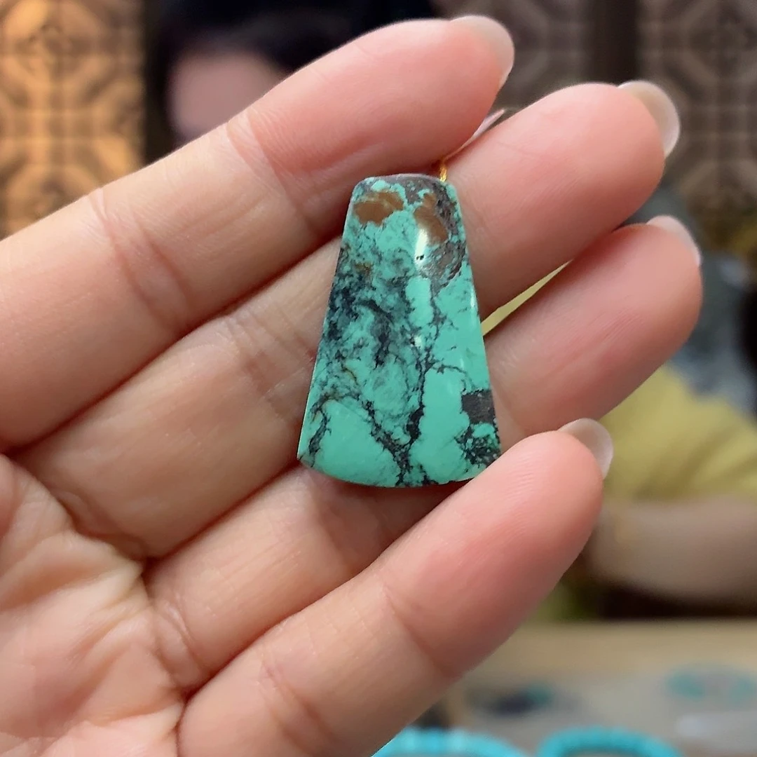 未镶嵌绿松石珠宝奇石