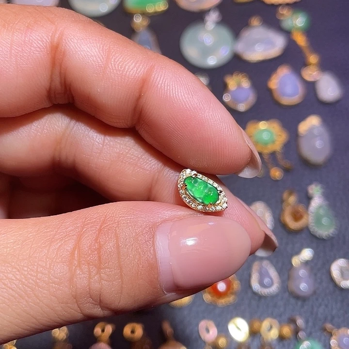 翡翠银S925镶嵌颈饰