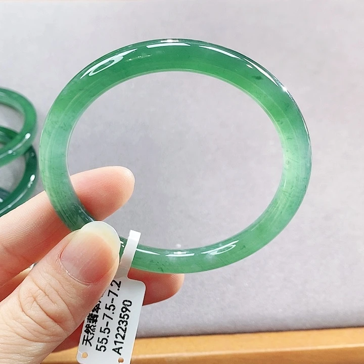 【闪购商品】未镶嵌手镯翡翠