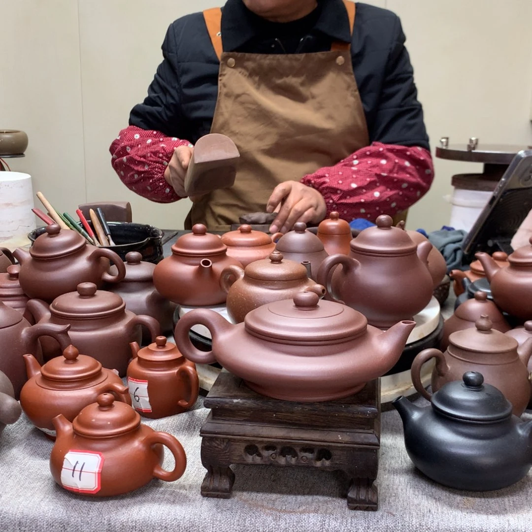 茶壶紫泥虚扁200 C半手工制作