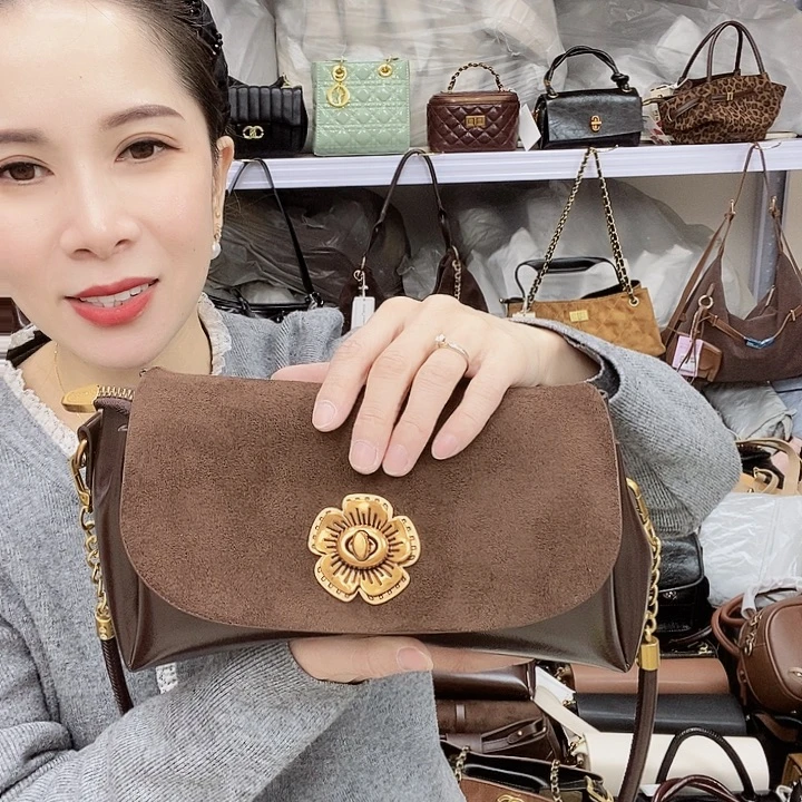 蚕丝小牛剖层皮革PU7526