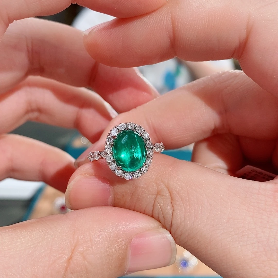 18K金镶嵌戒指祖母绿吉尔德微油VVG3.61克拉