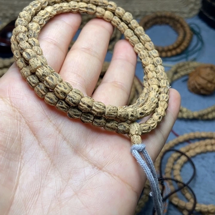 【闪购商品】吊坠柏香籽/百香籽