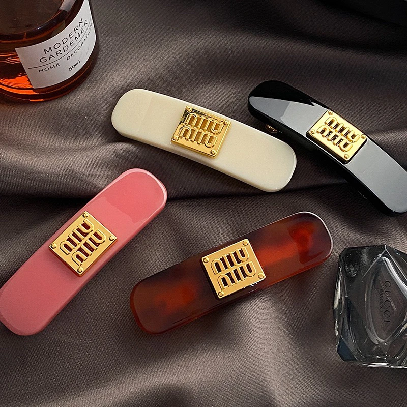 M字母弹簧夹方形合金徽标发夹法式简约时尚压夹边夹气质百搭发卡