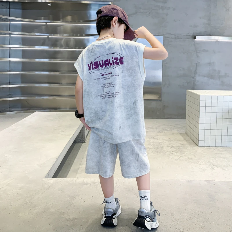 男童无袖套装夏季2025新款儿童背心夏款中大童坎肩短裤运动两件套