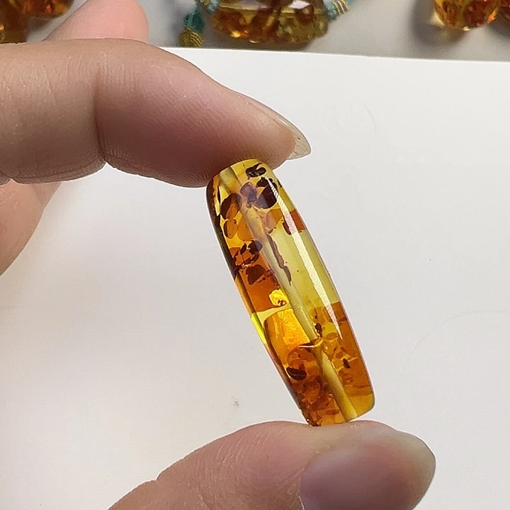 琥珀（花珀）未镶嵌颈饰