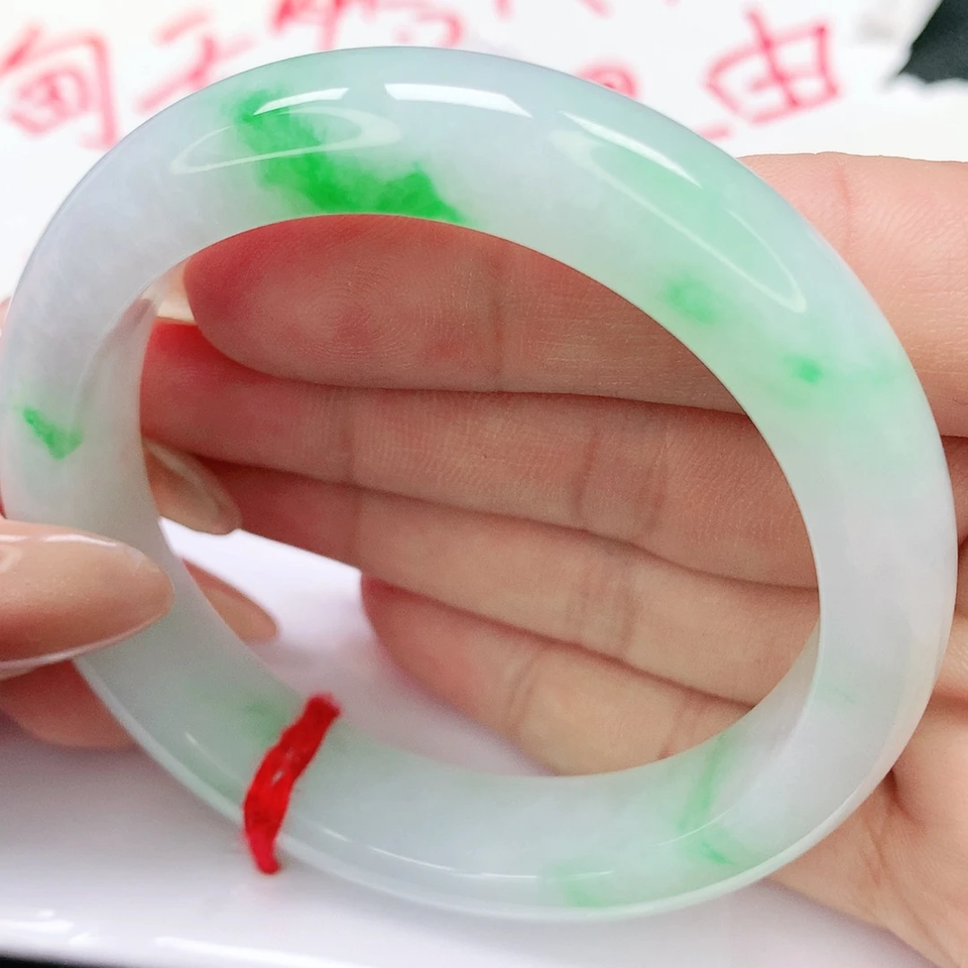 未镶嵌手镯翡翠完美70