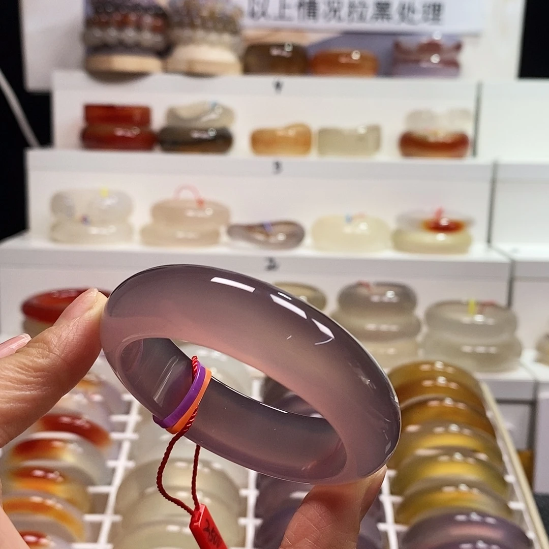 玛瑙/玉髓未镶嵌手镯