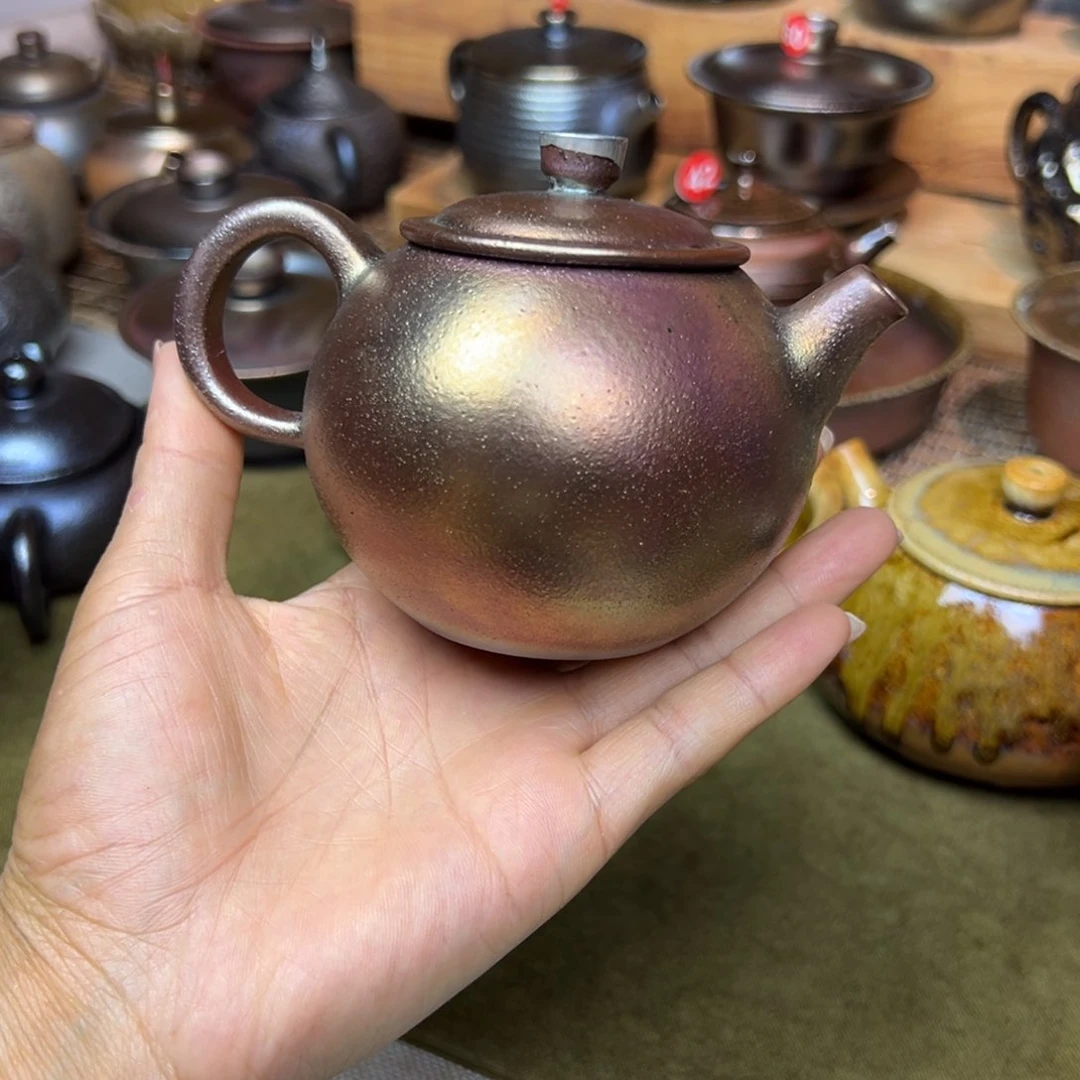 浪***云南建水紫陶柴烧壶微瑕，（不退不换）