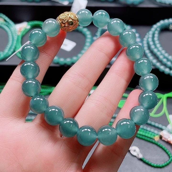 颈饰未镶嵌翡翠手串