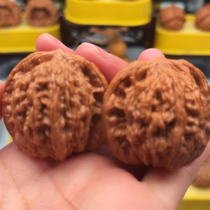 叶***@文玩核桃吊坠666888