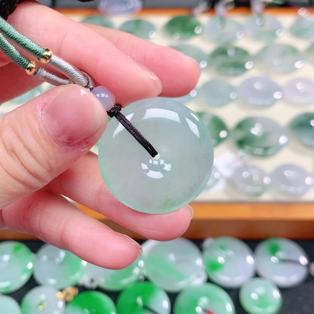 翡翠未镶嵌颈饰天然缅甸翡翠