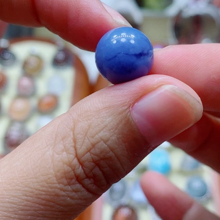 未镶嵌颈饰水晶水晶