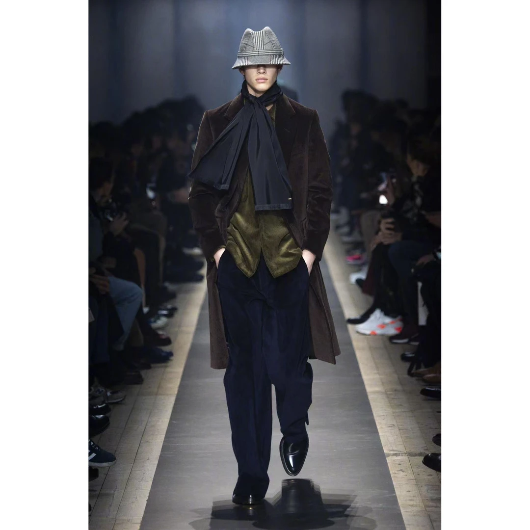 【潮服】5014#金属十字架烫钻潮流男半袖