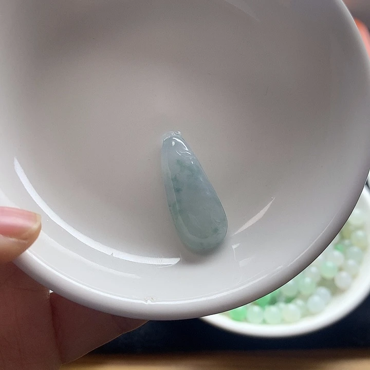 翡翠散珠长31福瓜