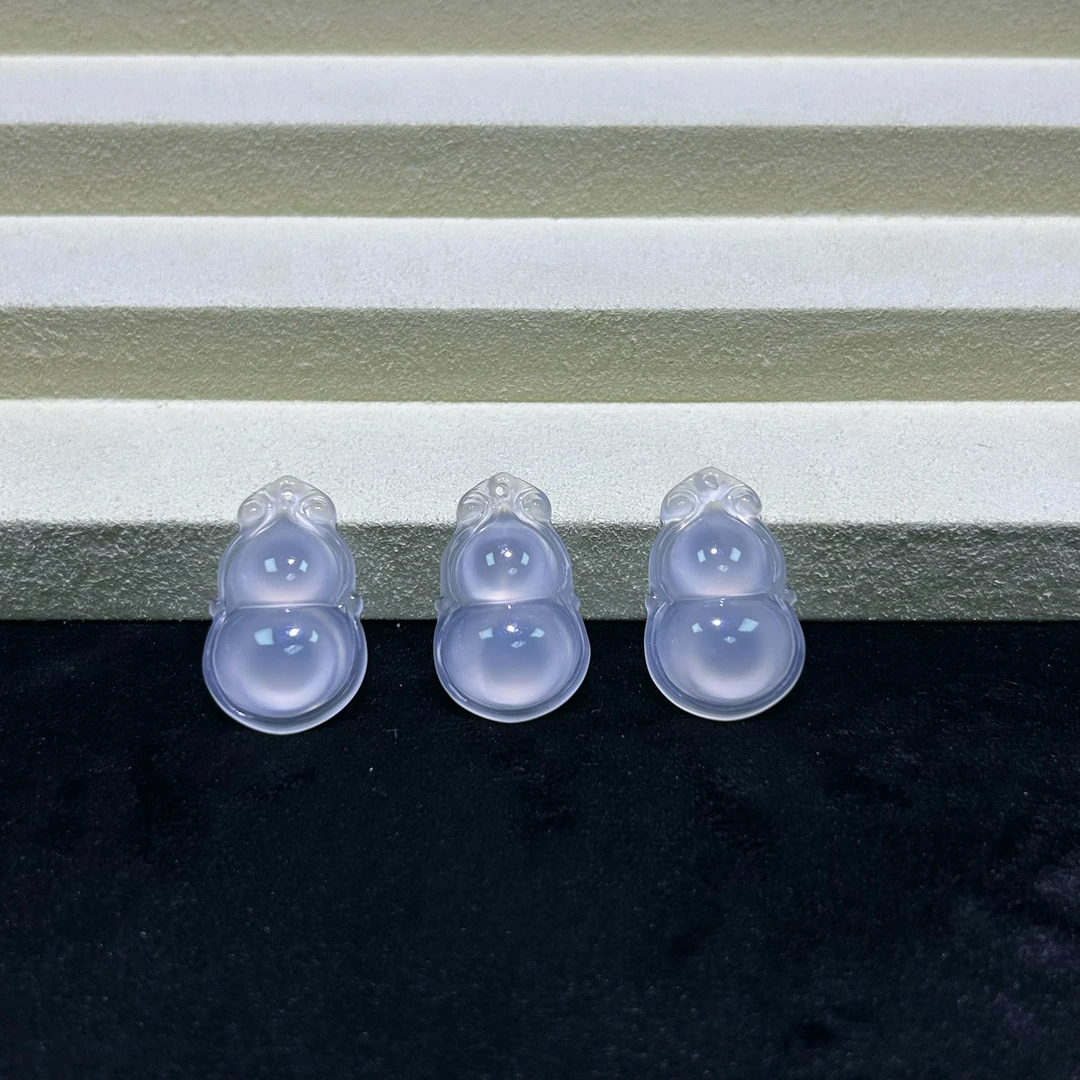 天然玛瑙玉髓葫芦吊坠