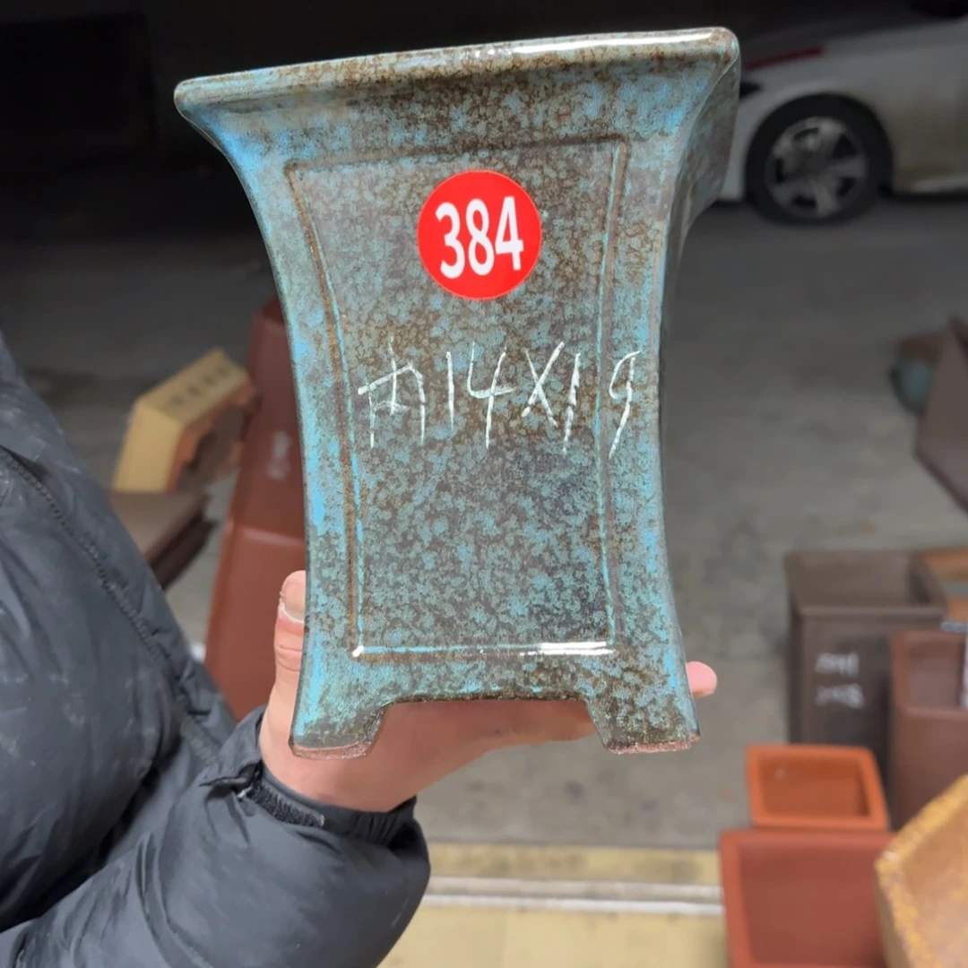 紫砂花盆呜呜呜呜