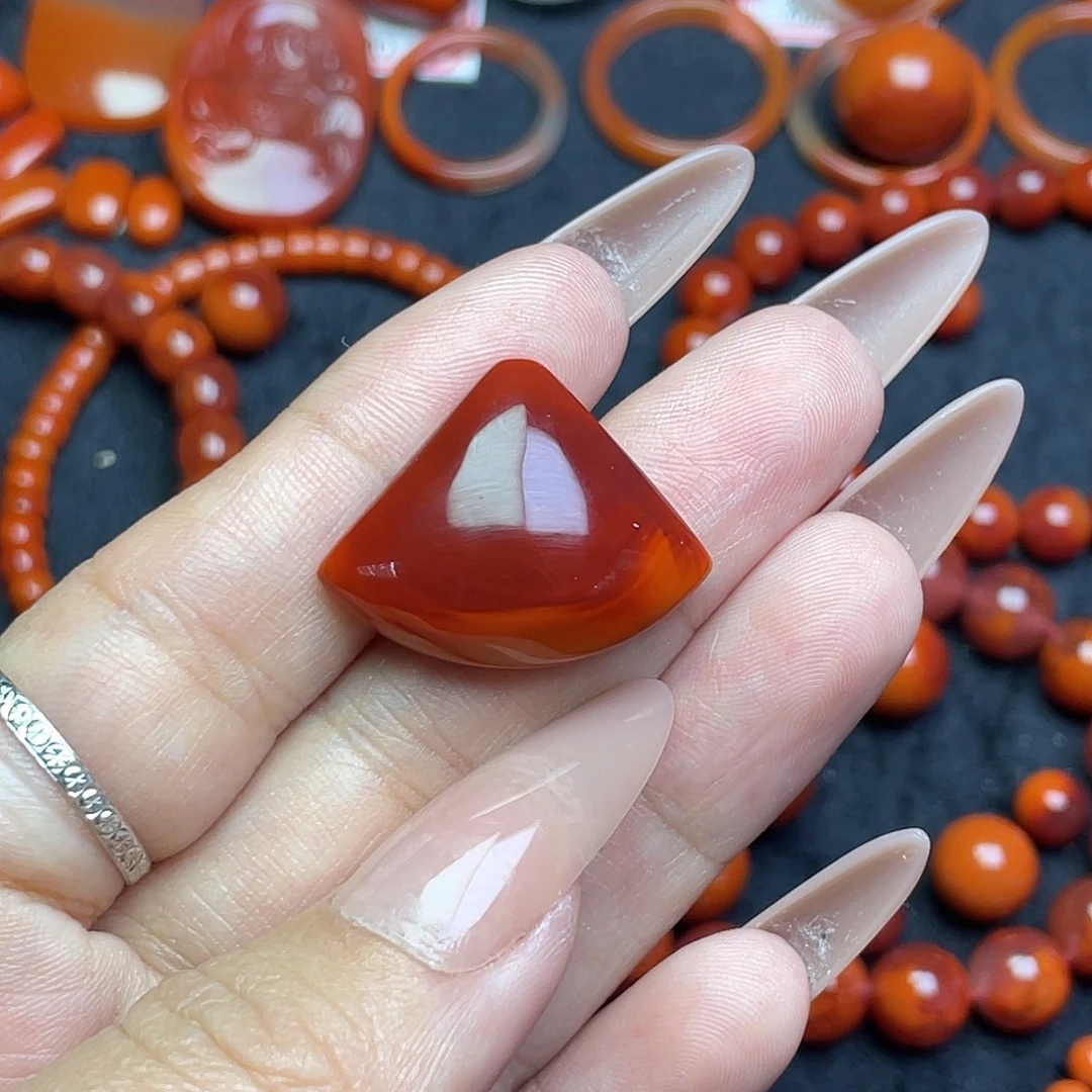 邪***犬南红玛瑙未镶嵌吊坠原矿南红吊坠