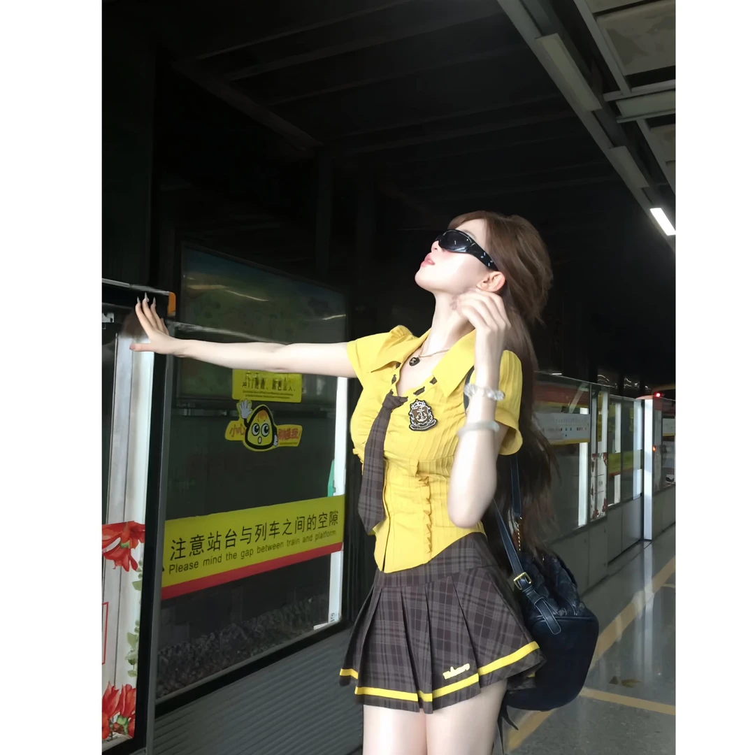 美式甜心 夏季学院风新款小众设计感短袖衬衫上衣格子半裙两件套