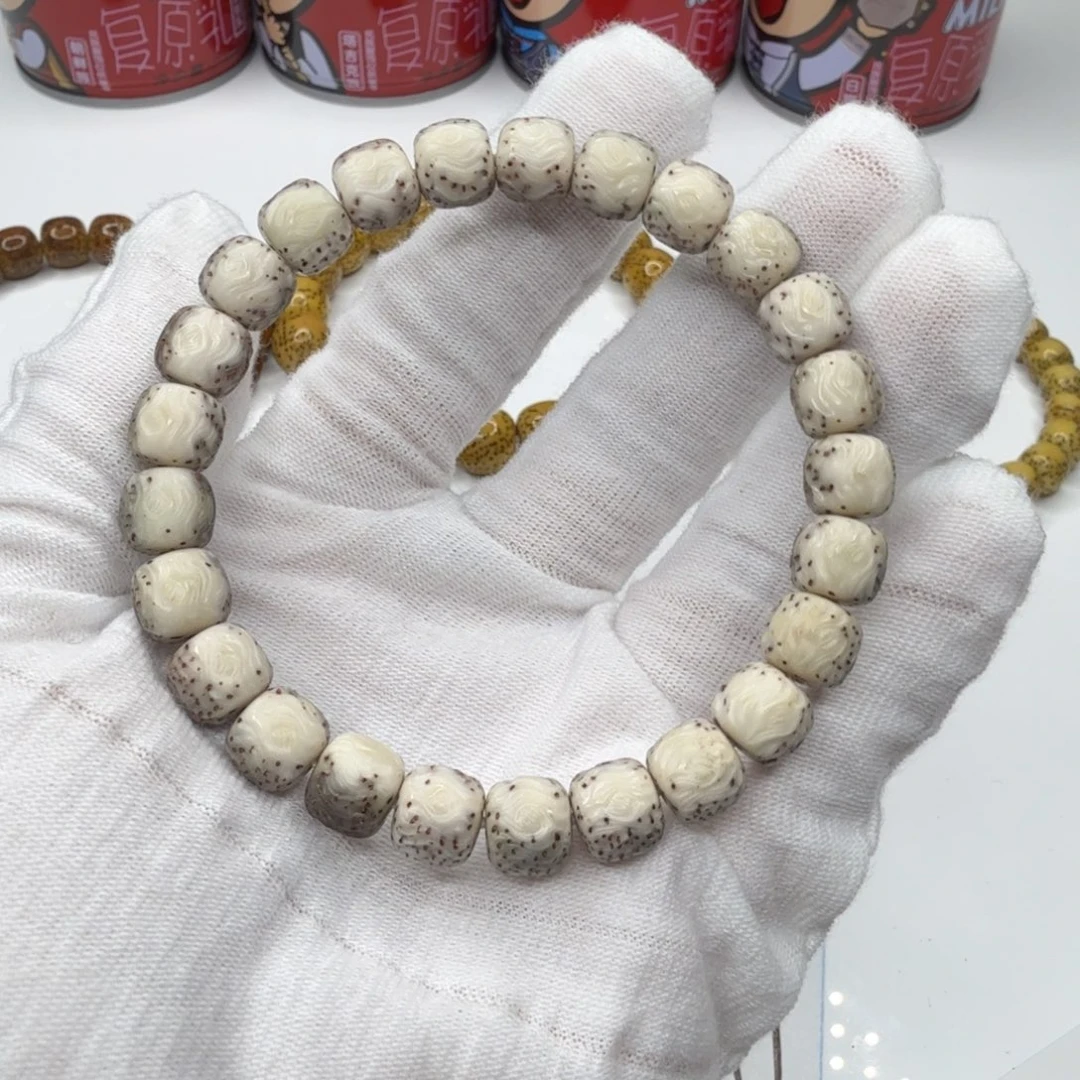 星月菩提手串A****胶龙须河豚