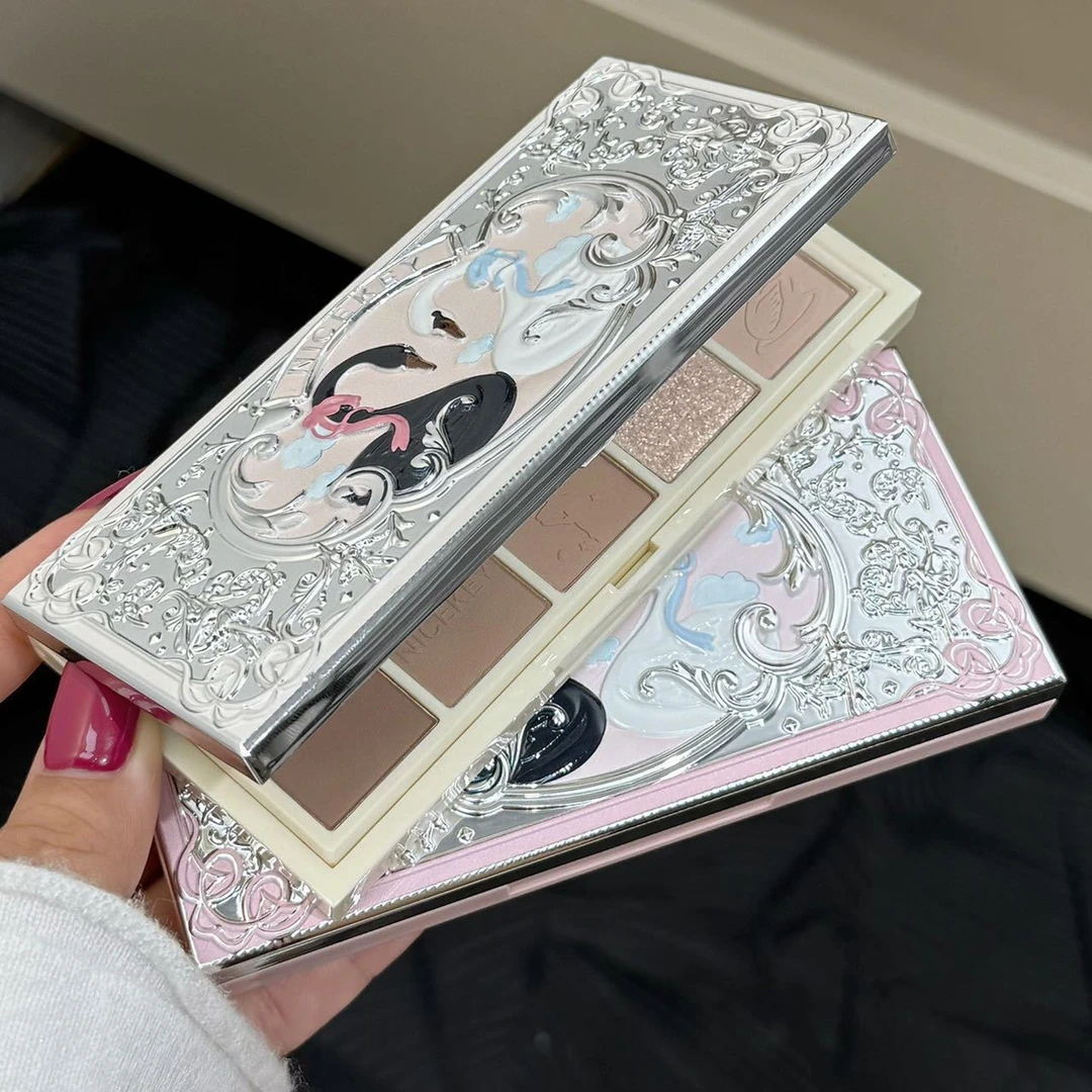 设计师太会啦！十色眼影盘高级感大地色哑光蓝黑碎钻烟熏2025新款