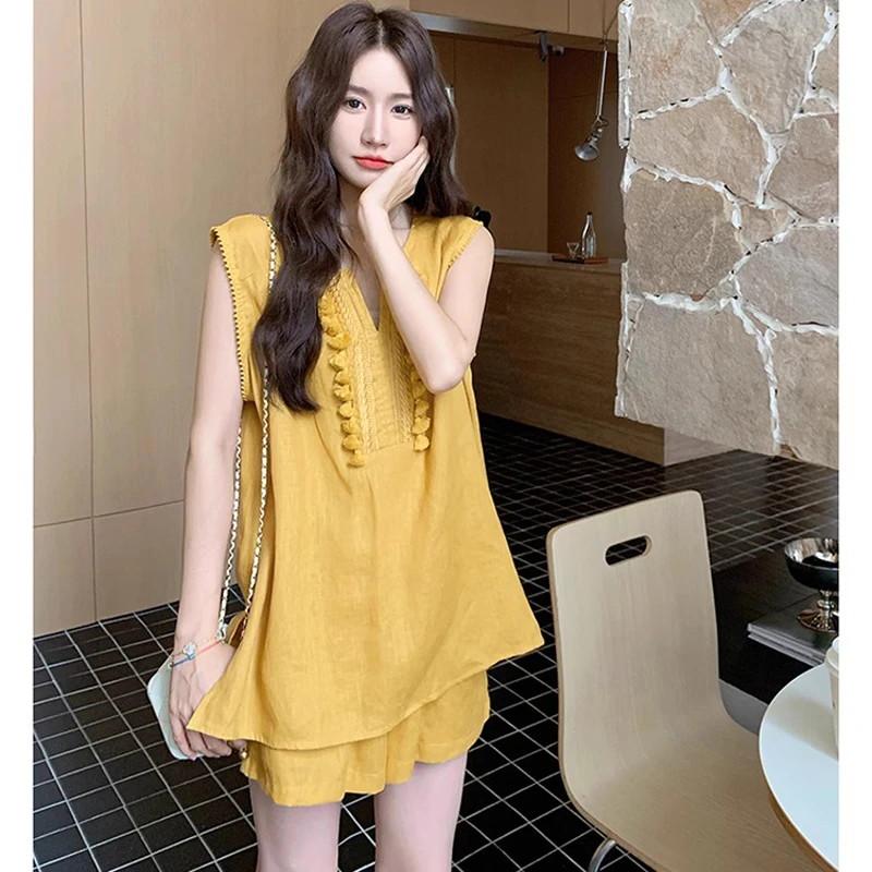 法式V领无袖小衫休闲阔腿短裤套装 新款洋气减龄显瘦两件套 3006