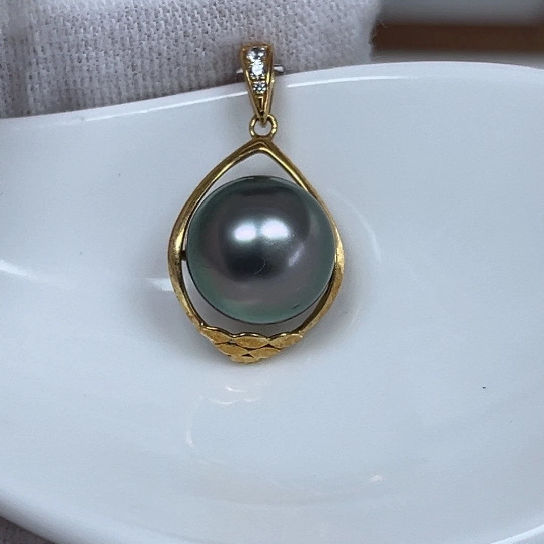 18K金镶嵌海水珍珠吊坠(不含链)10.5mm