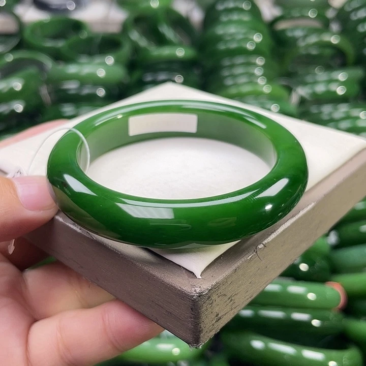 未镶嵌手镯和田玉（黄玉）