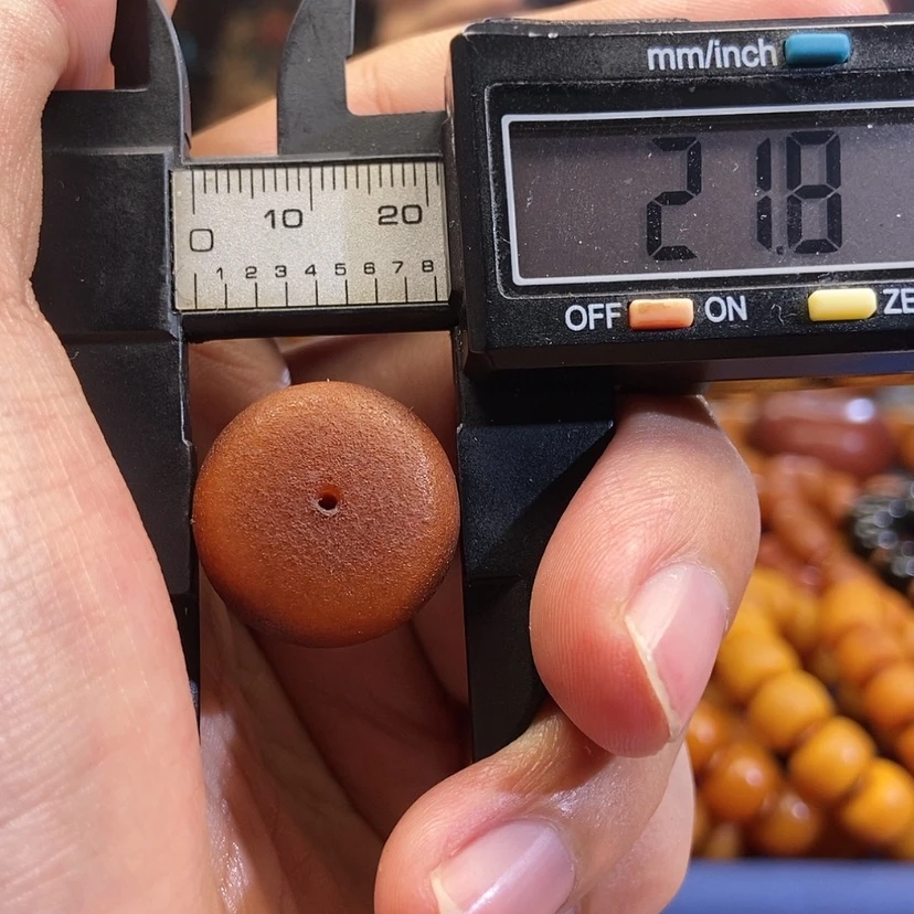 【闪购商品】蜜蜡未镶嵌珠宝奇石