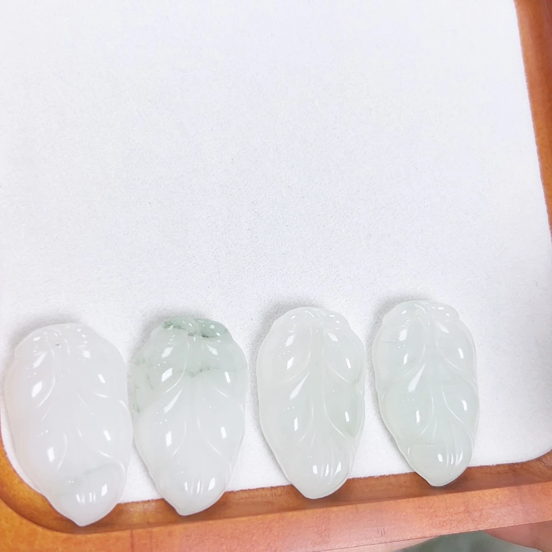 石英质玉未镶嵌颈饰多样性发其一