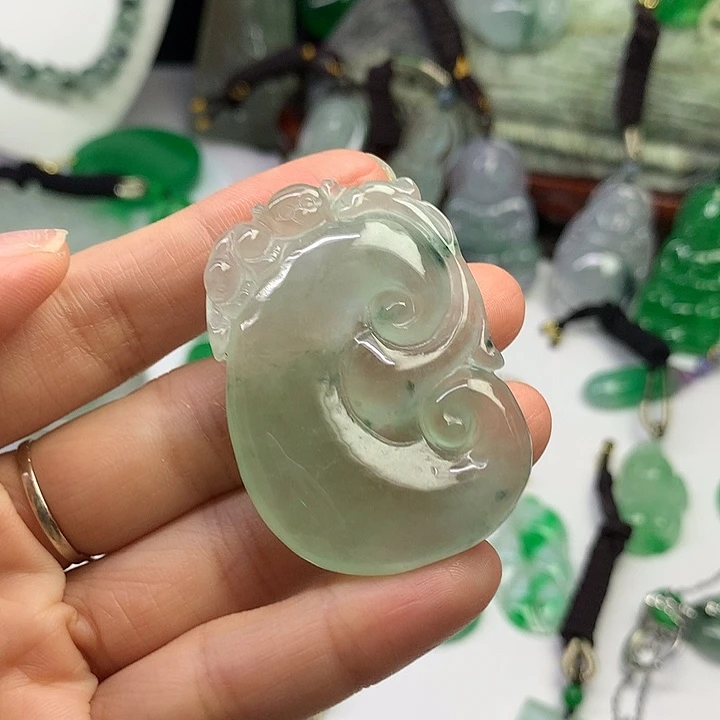 颈饰未镶嵌翡翠源头