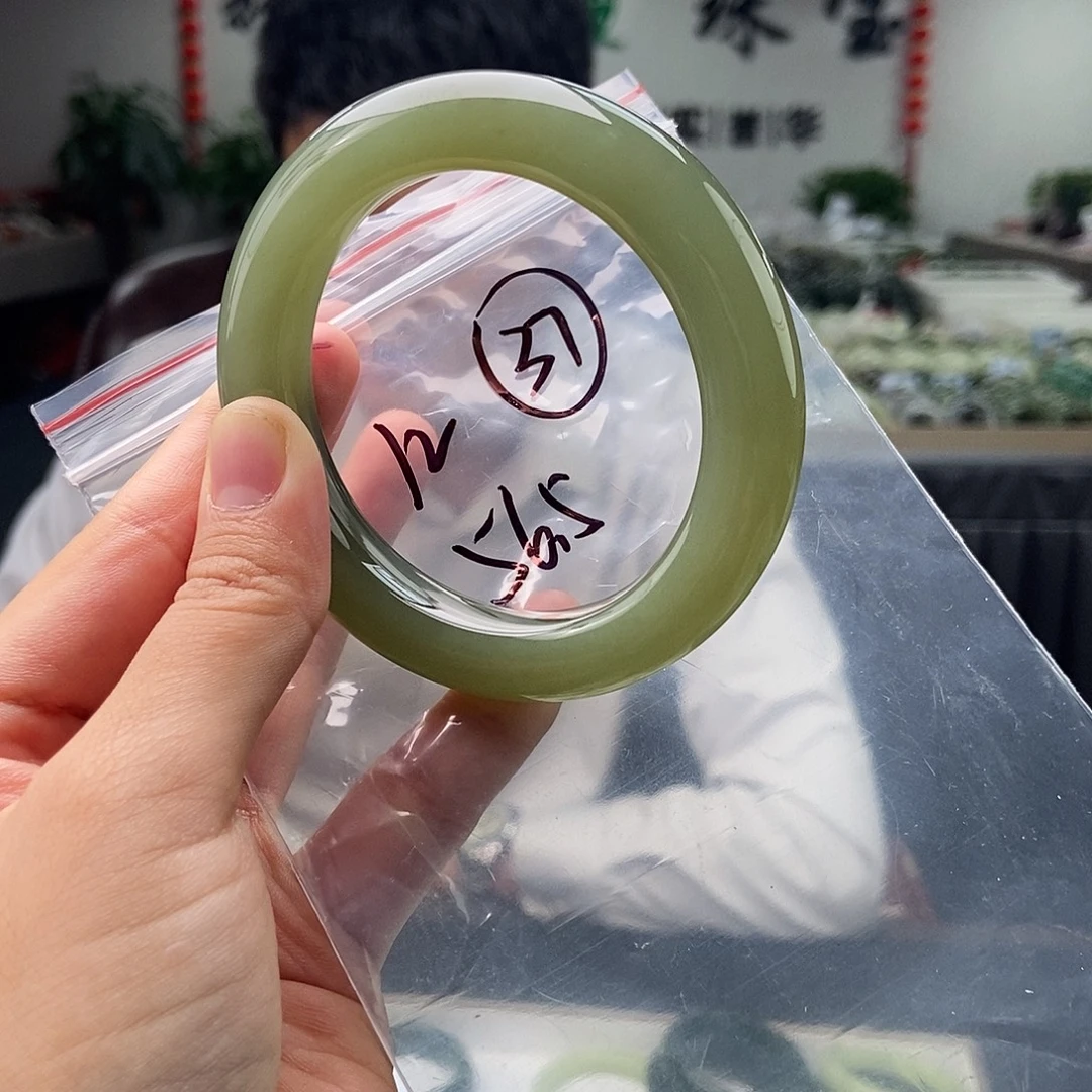 未镶嵌手镯和田玉拍一发一