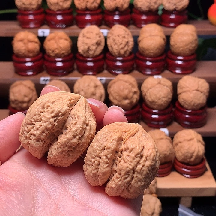 桃核吊坠连体蝴蝶41尺寸