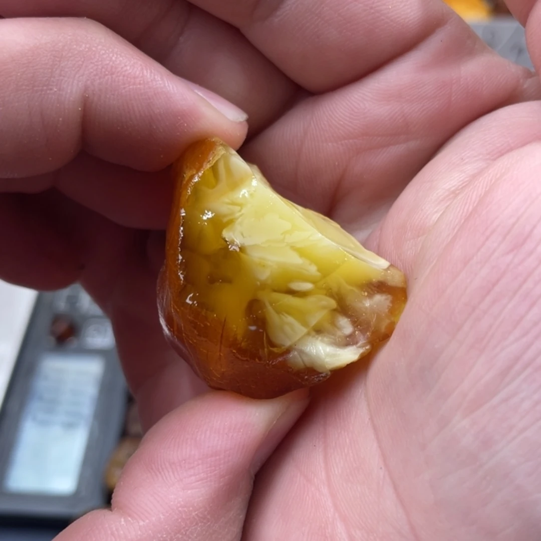 定制琥珀未镶嵌蜜蜡订制爱心
