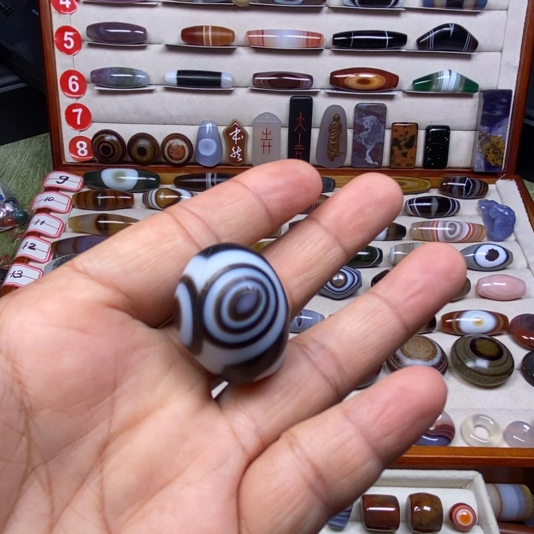 未镶嵌玛瑙/玉髓珠宝奇石无**說