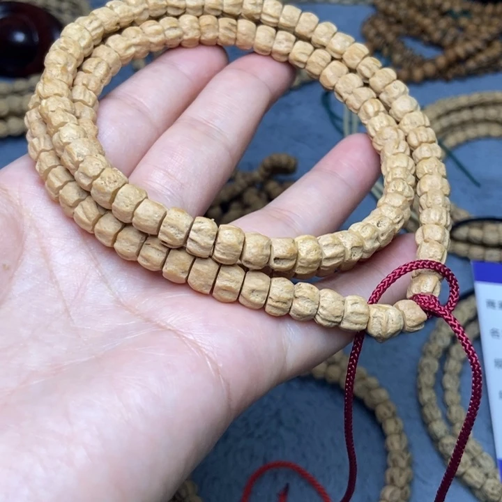 【闪购商品】吊坠柏香籽/百香籽