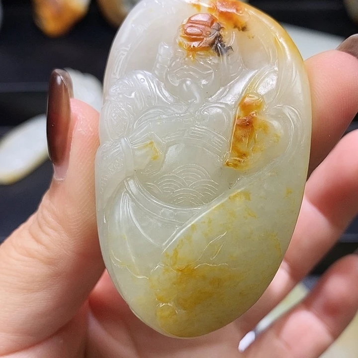 和田玉未镶嵌颈饰