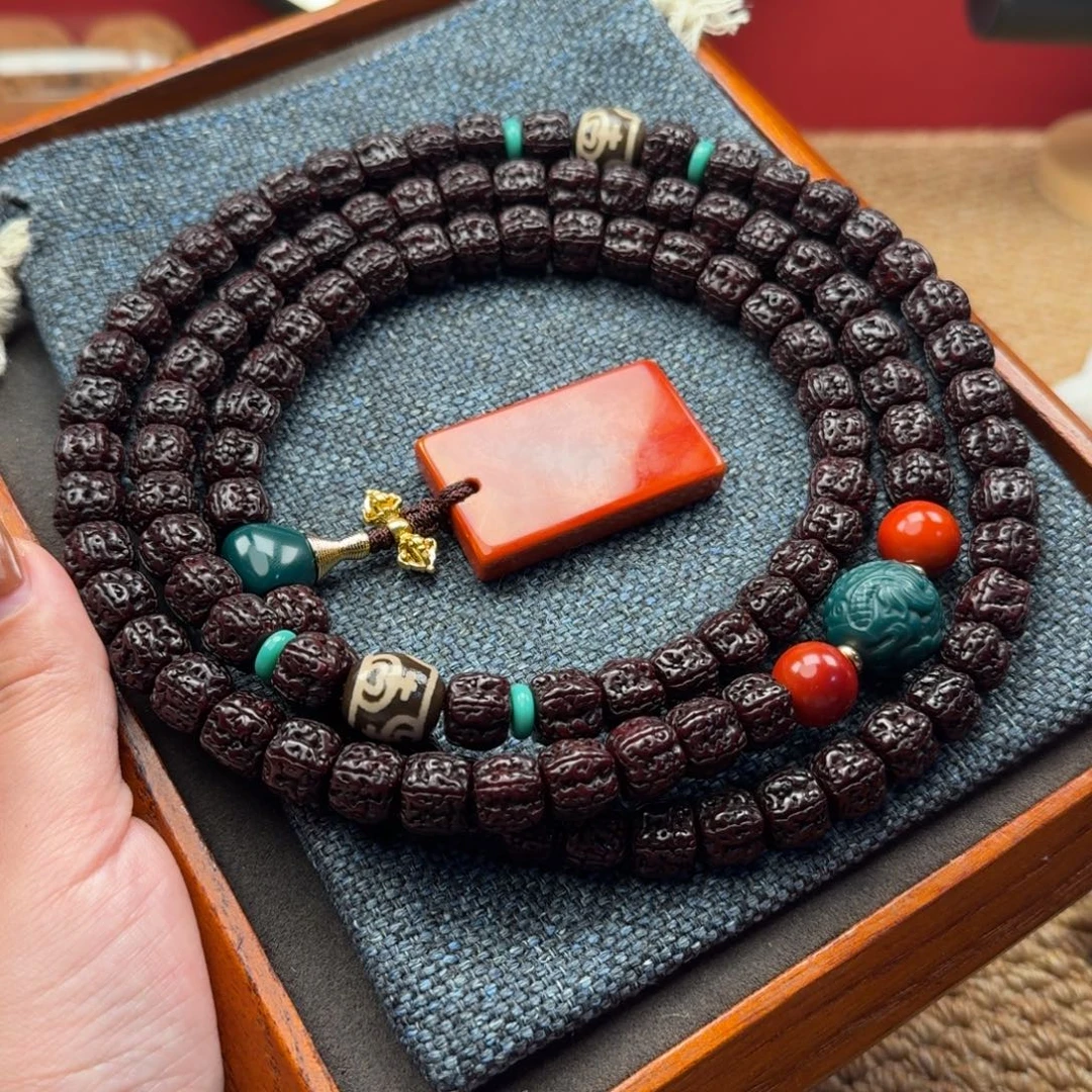 天***鹏金刚菩提吊坠黑金