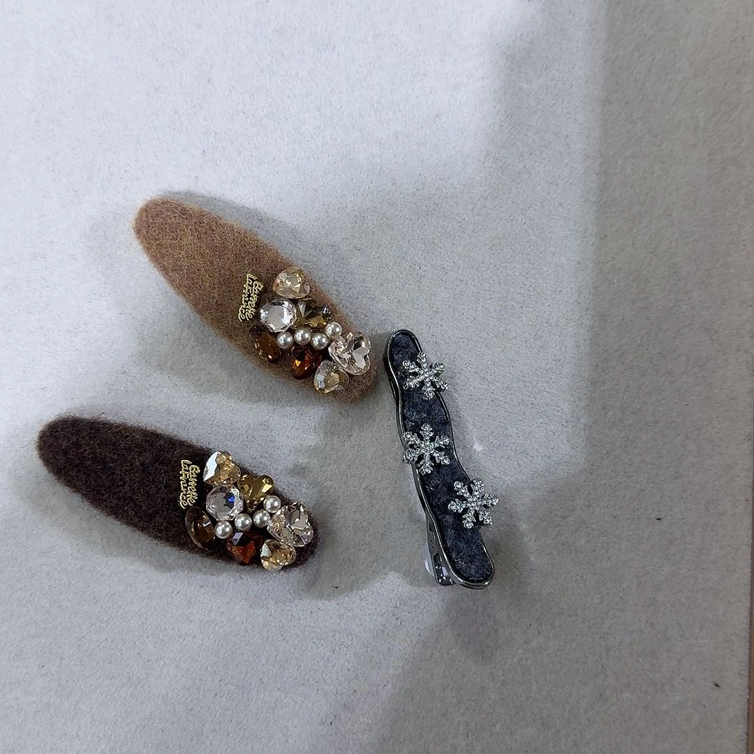 皮质铁合金夹子54