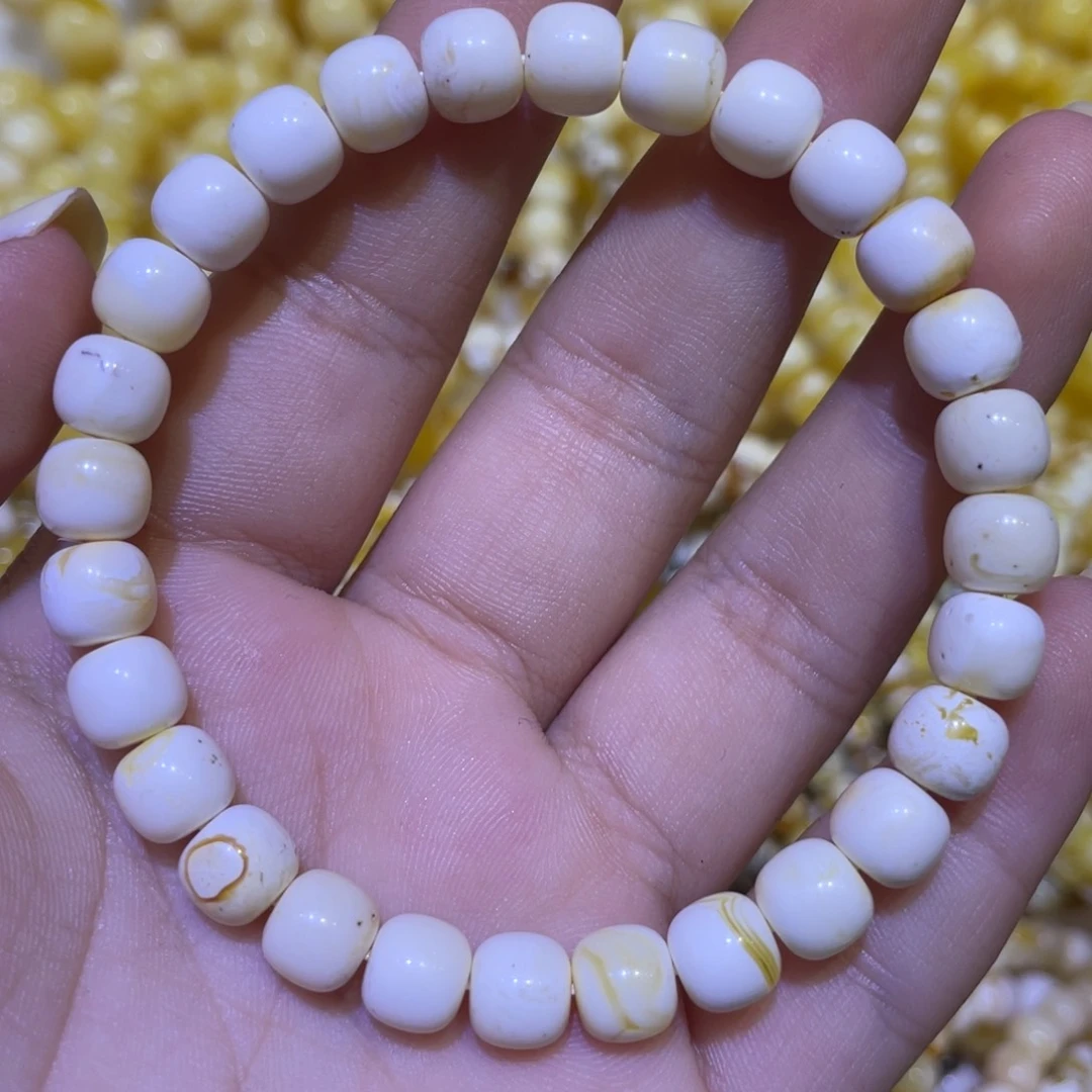 蜜蜡未镶嵌珠宝奇石7.5m