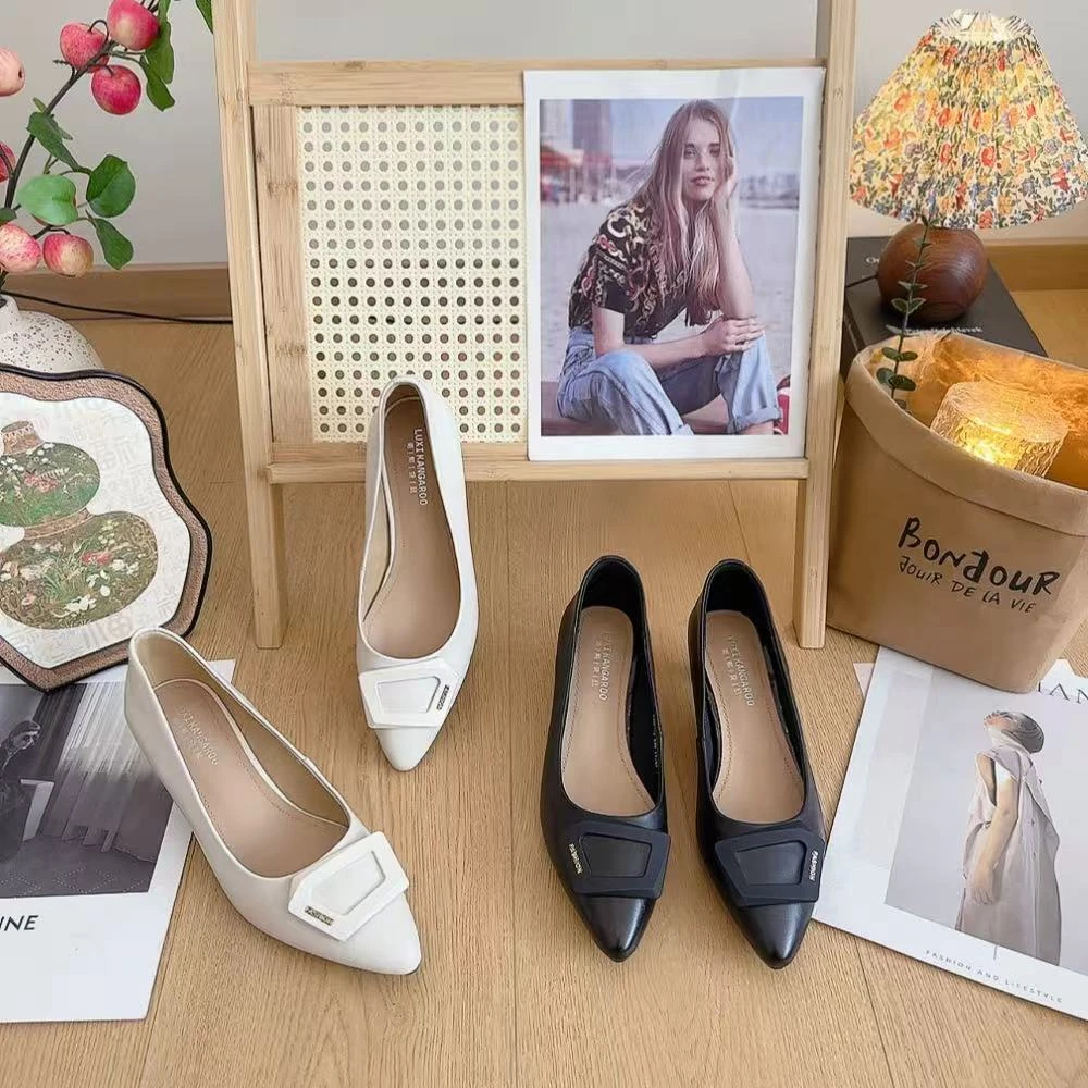 8387-13简约大气上脚舒服的小跟鞋