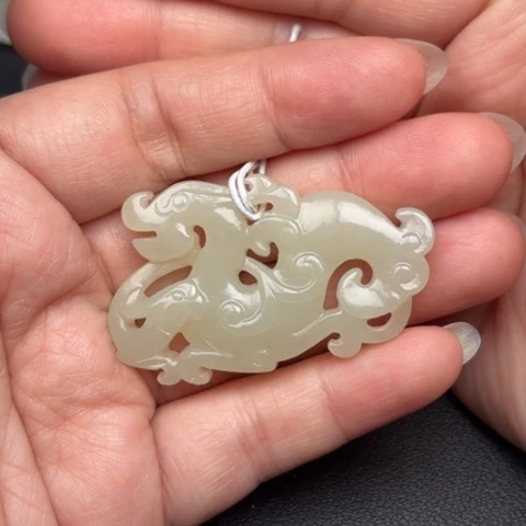 和田玉挂件未镶嵌蒜*