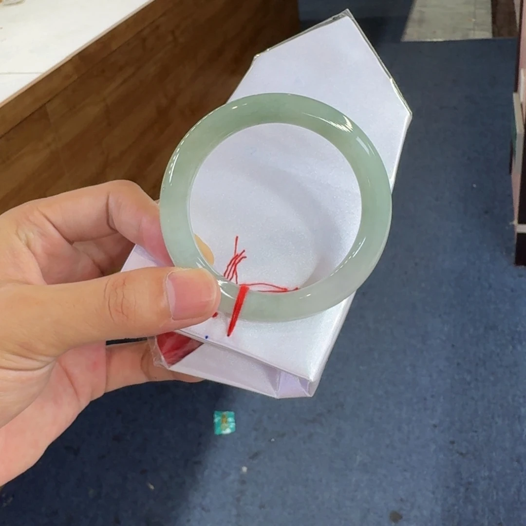 翡翠手镯未镶嵌纯天然缅甸A货翡翠买断