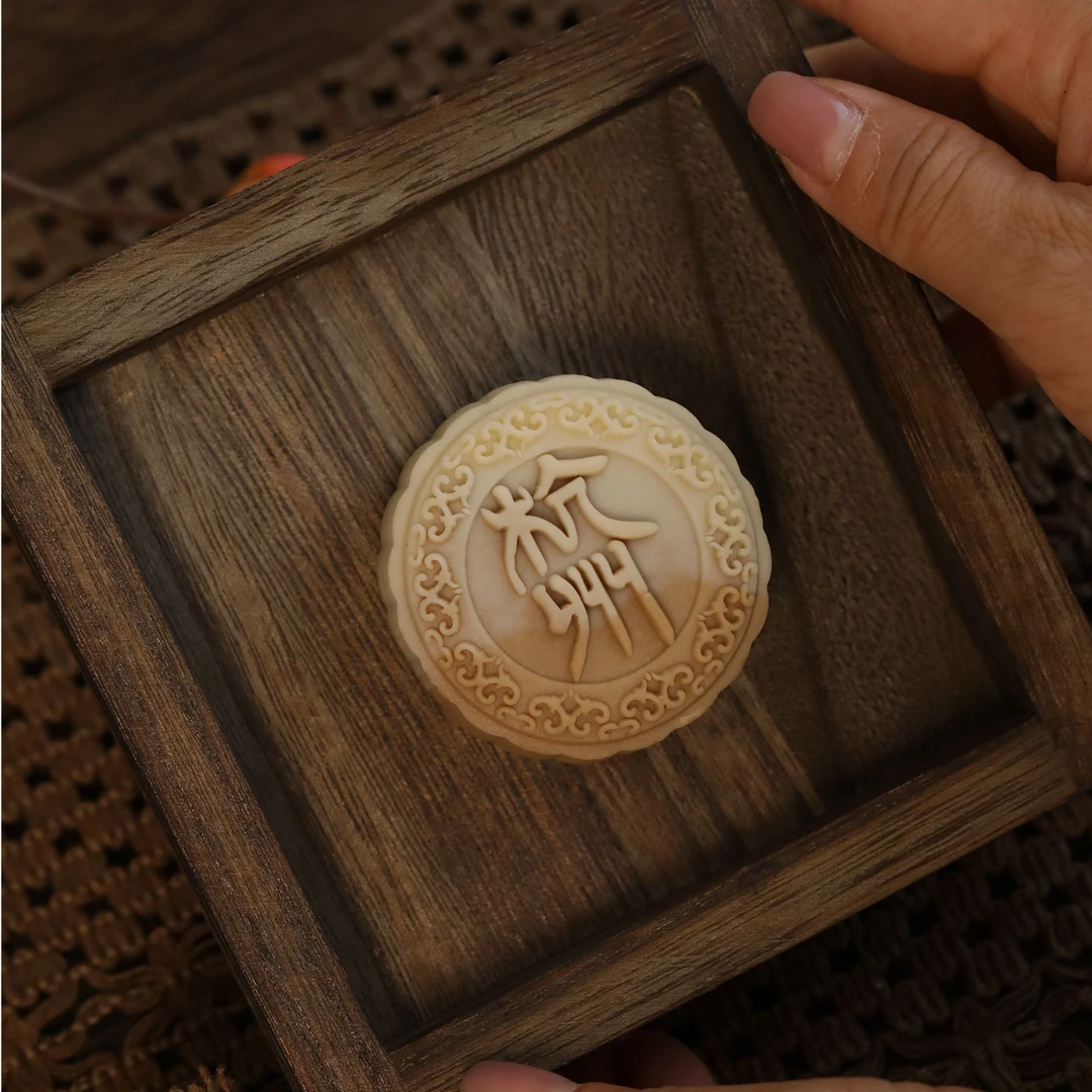 中秋节月饼送礼专享礼盒【杭州正宗龙井茶一罐送4盒杭州四景月饼】