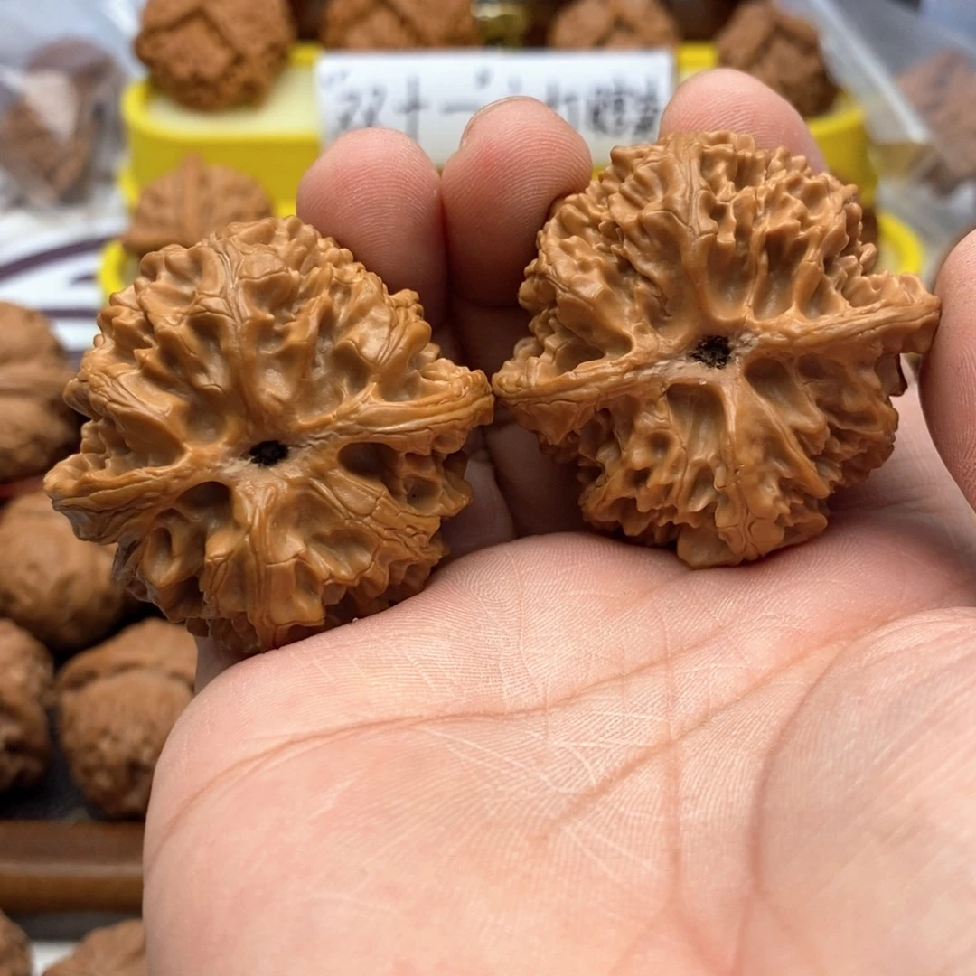 文玩核桃吊坠45尺 全品苹果园 31